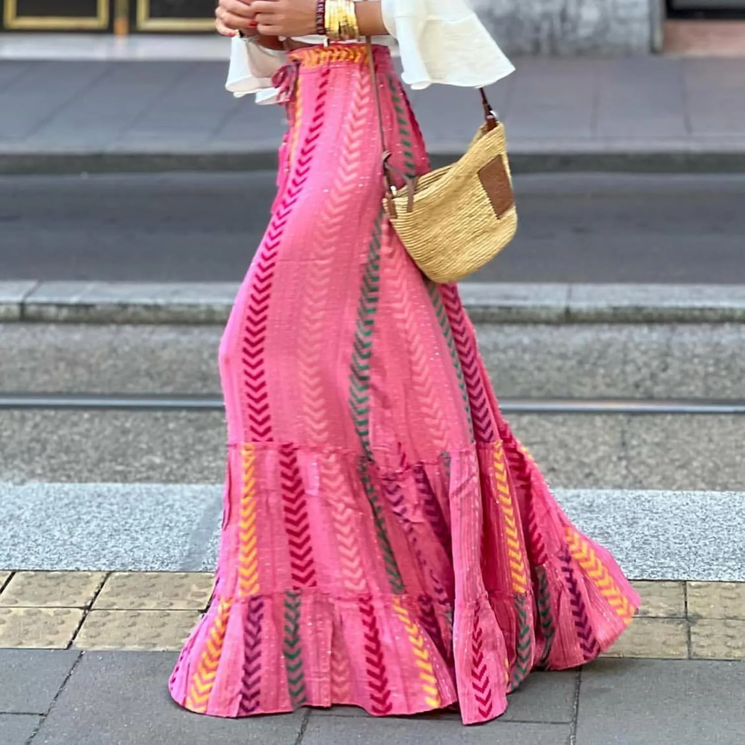 Boho Skirts for Women Fashion Floral Elastic High Waist Tiered Ruffle Hem Maxi Skirt Summer Flowy A Line Beach Skirt