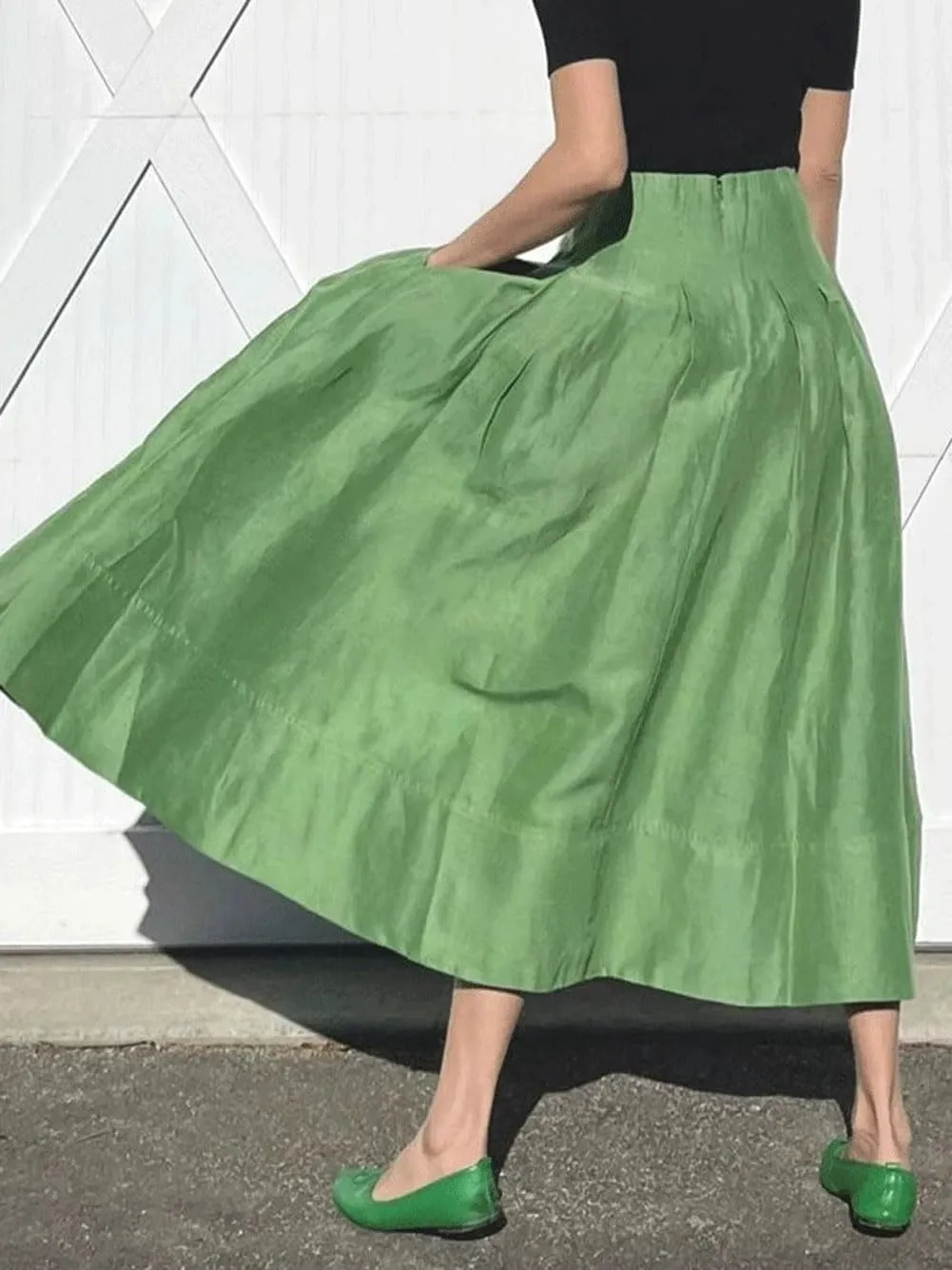 CHARTOU Women Vintage Green Long Skirt Summer Cotton Linen A Line Swing Skirt with Pockets