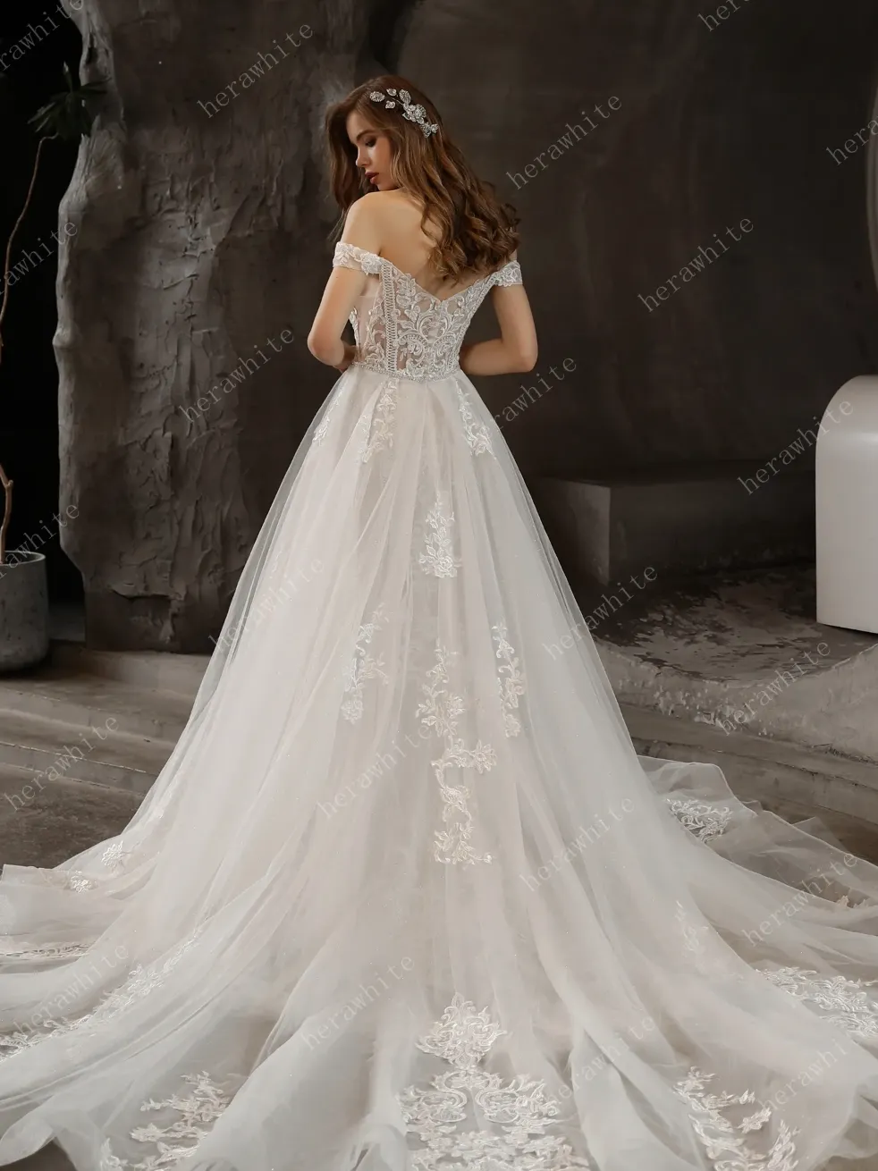 Gorgeous Lace Fit and Flare Bridal Gown with Detachable Train