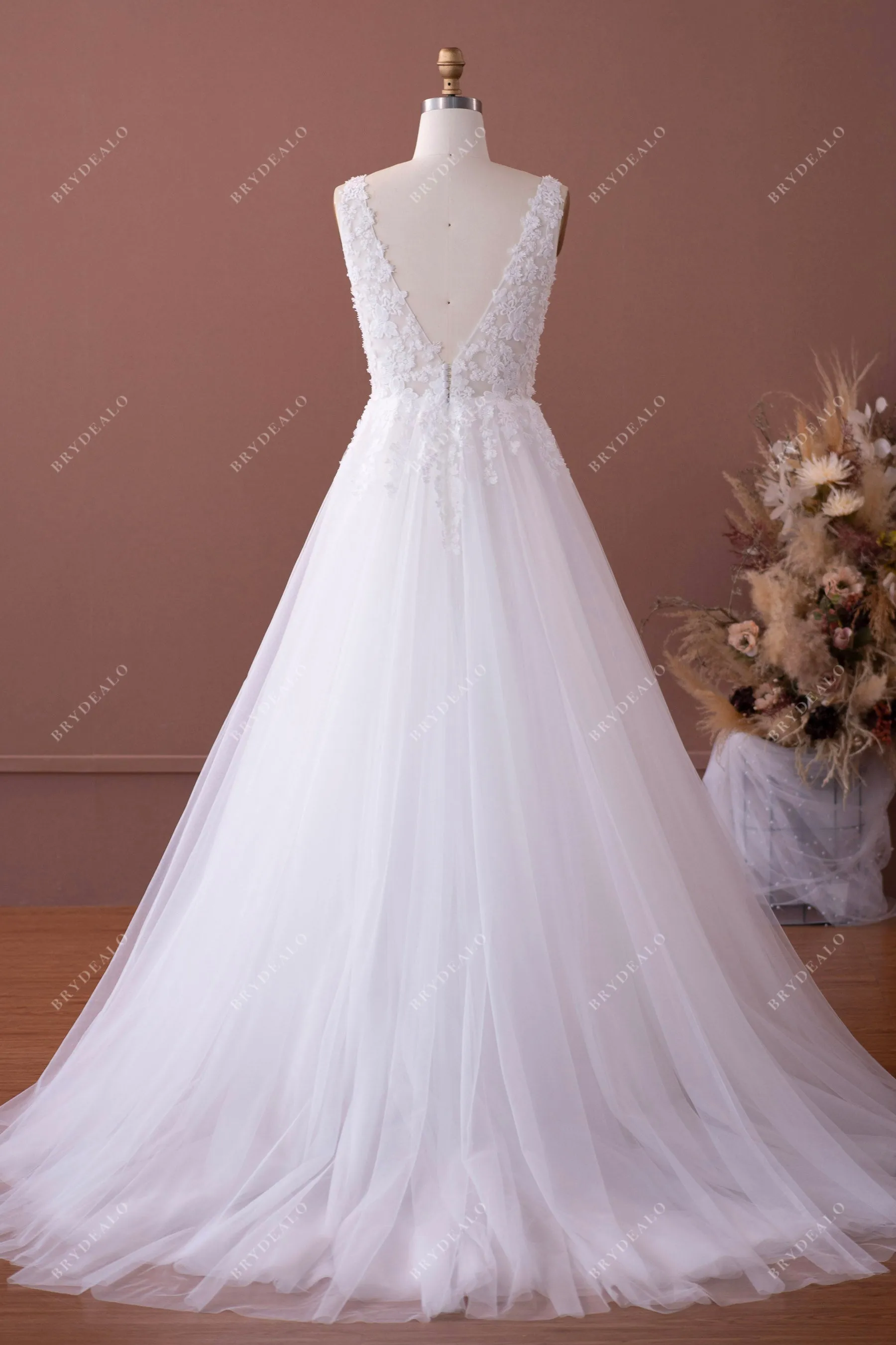 Plunging Neck Designer Lace Tulle Puffy A-line Country Wedding Dress