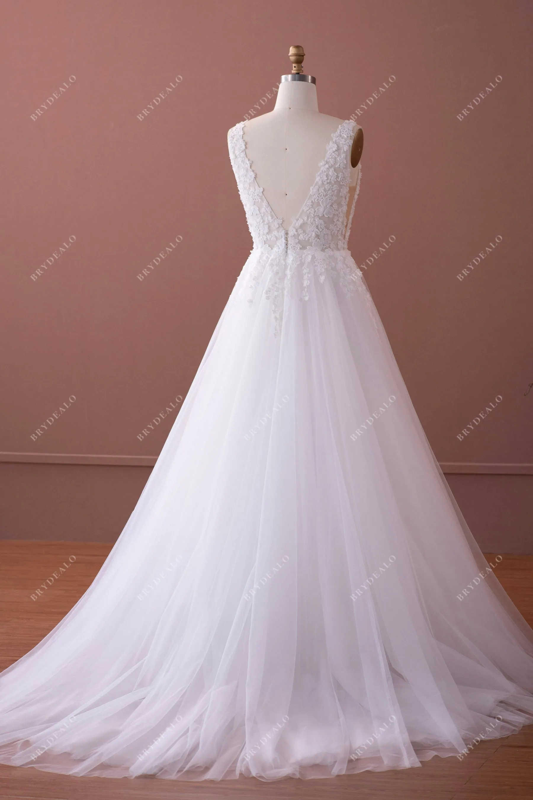 Plunging Neck Designer Lace Tulle Puffy A-line Country Wedding Dress
